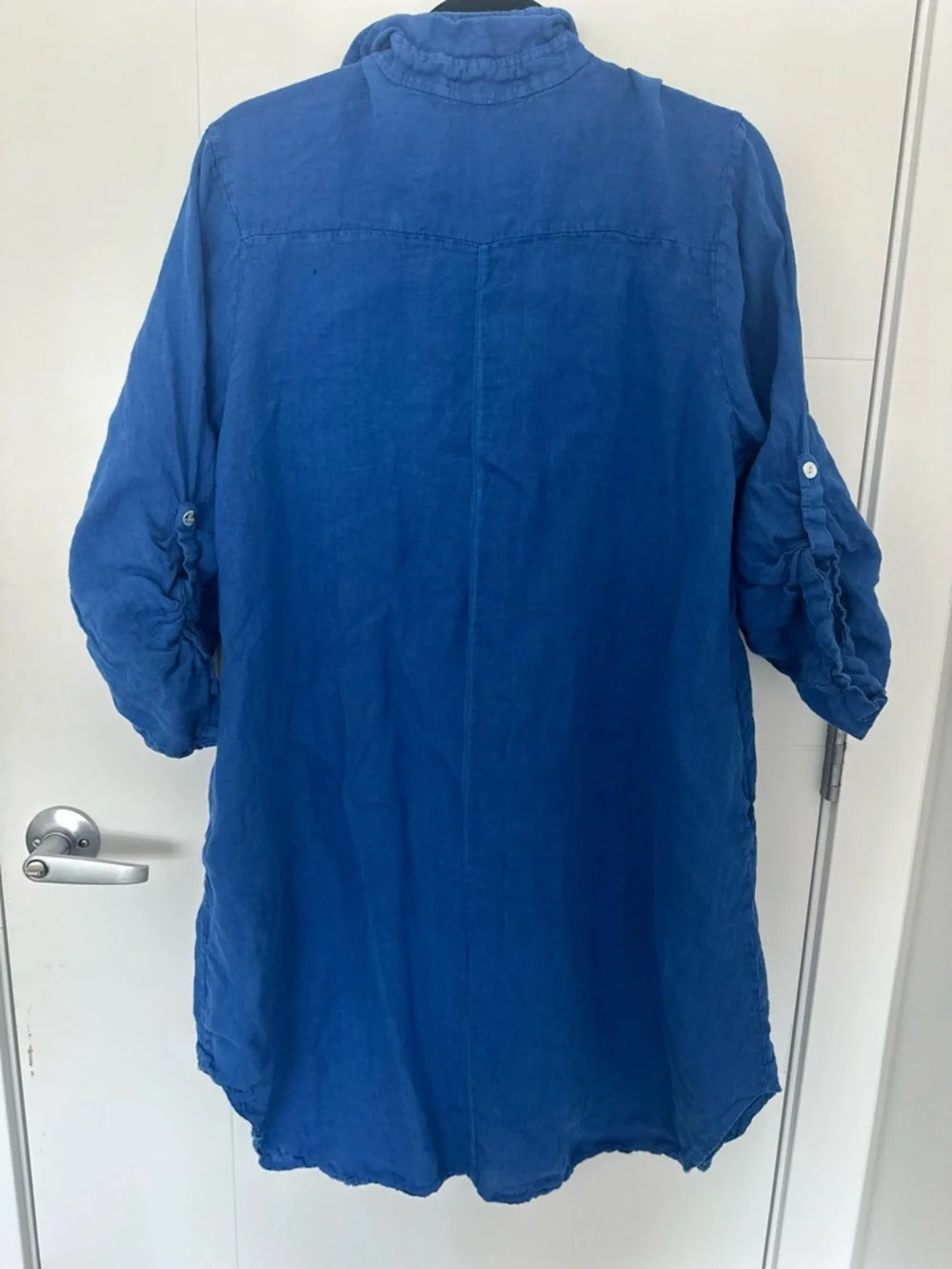 Italian Linen Tunic Button-Front in Royal Blue - Picture 2 of 5